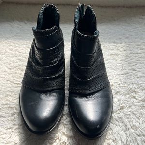 Earth Origins Black Ankle Boots